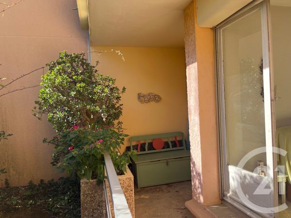 Appartement T3 à vendre  3 pièces - 34,68 m2 BORMES LES MIMOSAS - 83