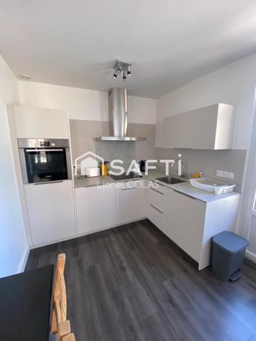 Superbe T2 de 44m2 refait à neuf à 100m de la plage.