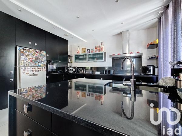 Maison à vendre 7 pièces 170 m² Joinville-le-Pont