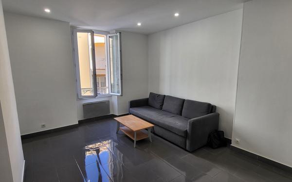 Appartement à vendre    3 pièces • 49,30 m2 Toulon