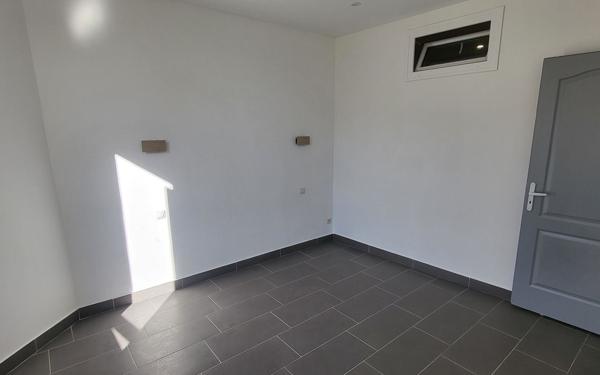 Appartement à vendre    3 pièces • 49,30 m2 Toulon