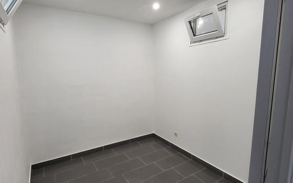 Appartement à vendre    3 pièces • 49,30 m2 Toulon