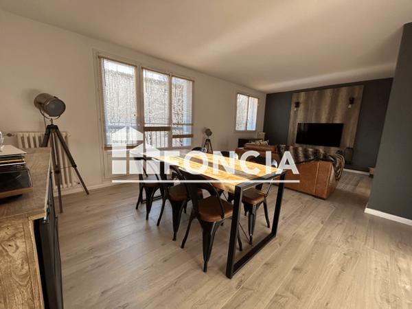 Location Appartement 3 pièces 68.07 m² - 17 RUE DU VICOMTE DE BRAGELONNE Amiens 80090