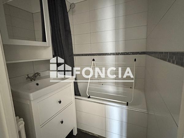 Location Appartement 3 pièces 68.07 m² - 17 RUE DU VICOMTE DE BRAGELONNE Amiens 80090