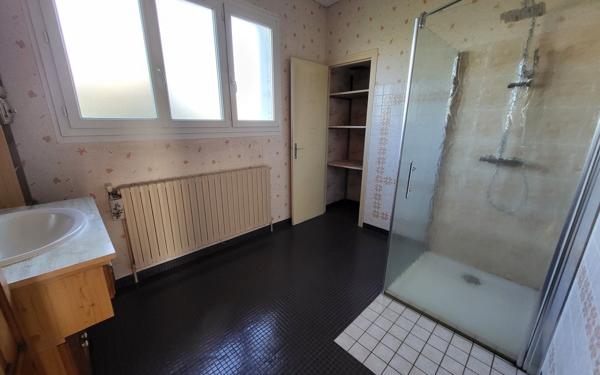 Maison à vendre    5 pièces •  Colondannes