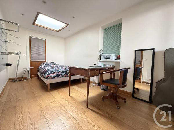 Maison à vendre  4 pièces - 141,10 m 2   VILLENEUVE D ASCQ  - 59