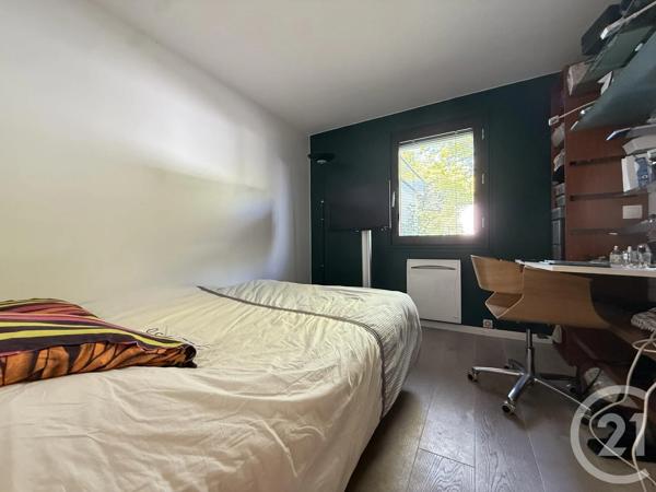Maison à vendre  4 pièces - 141,10 m 2   VILLENEUVE D ASCQ  - 59