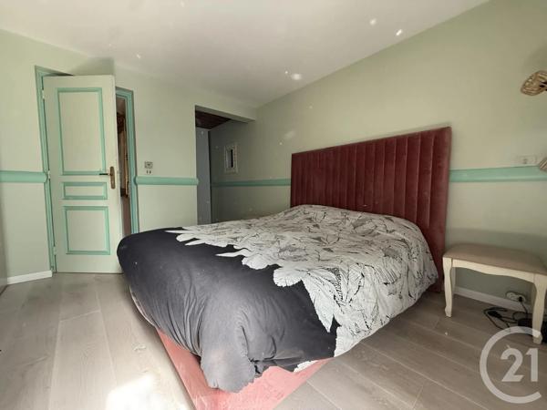 Maison à vendre  4 pièces - 141,10 m 2   VILLENEUVE D ASCQ  - 59