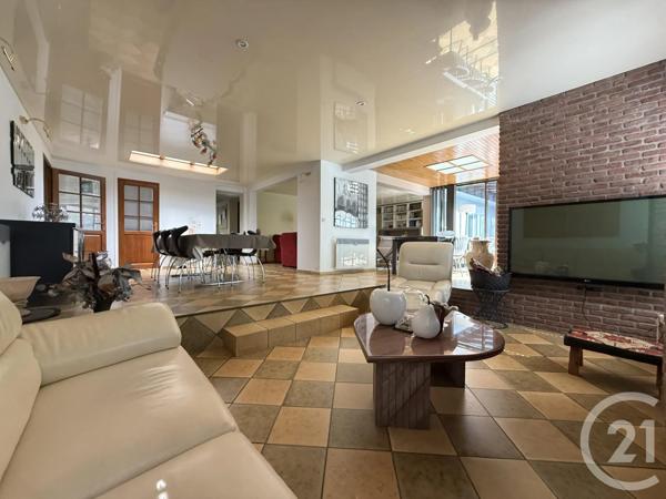 Maison à vendre  4 pièces - 141,10 m 2   VILLENEUVE D ASCQ  - 59
