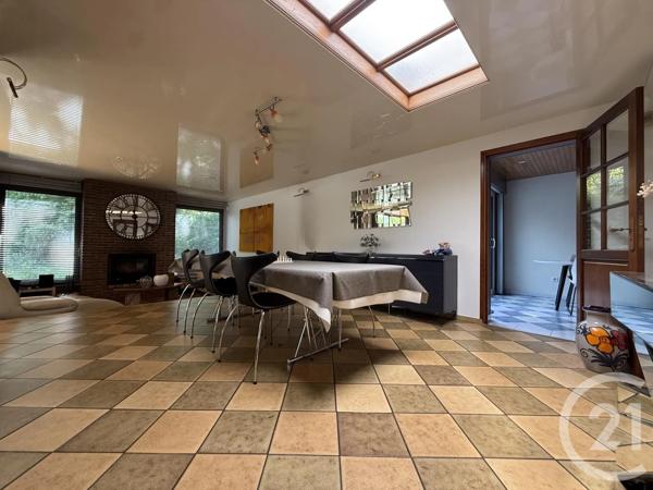Maison à vendre  4 pièces - 141,10 m 2   VILLENEUVE D ASCQ  - 59