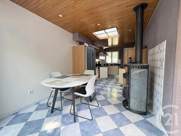 Maison à vendre  4 pièces - 141,10 m 2   VILLENEUVE D ASCQ  - 59