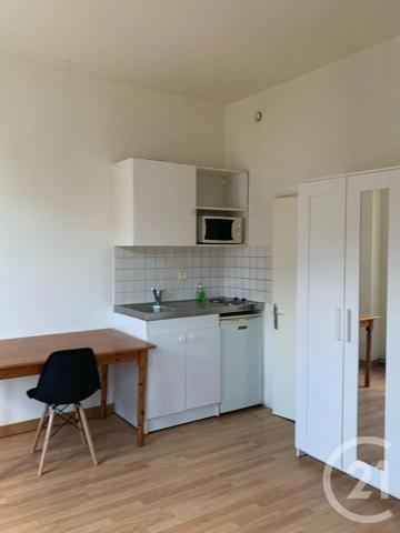 Immeuble à vendre  120 m 2   LILLE  - 59