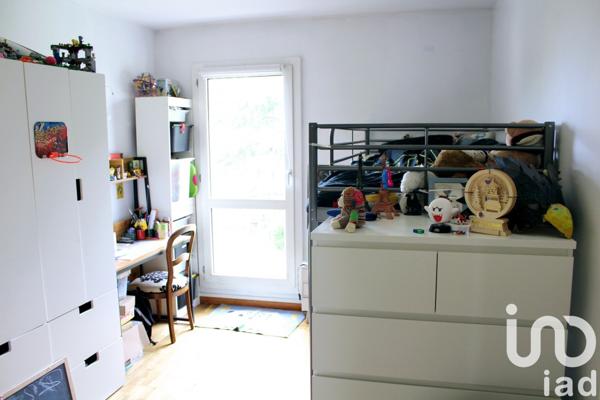 Appartement 4 pièces de 80 m² à Le Kremlin-Bicêtre (94270)