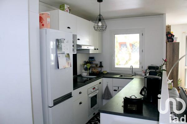 Appartement 4 pièces de 80 m² à Le Kremlin-Bicêtre (94270)