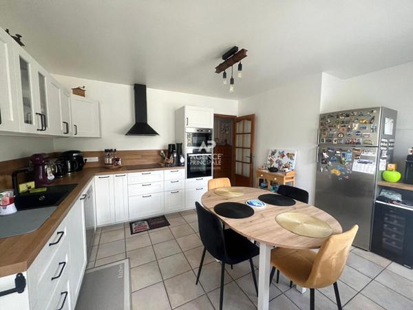 Maison HOUILLES PIERRATS 6 pièces 126 m² €679 000 ** - Référence 938