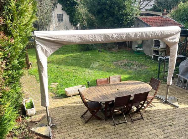 Maison HOUILLES PIERRATS 6 pièces 126 m² €679 000 ** - Référence 938