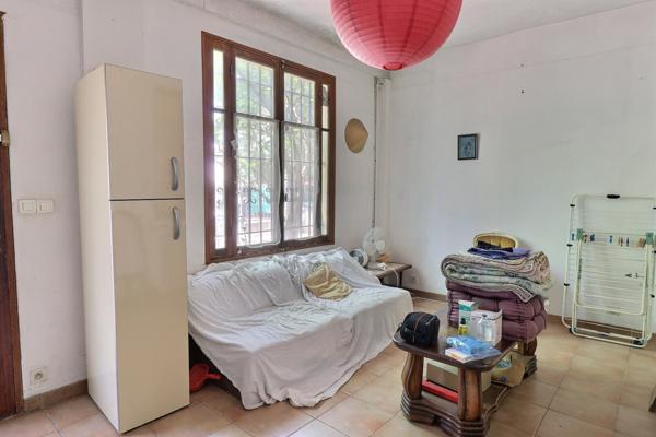 Aubagne (13400) Grande maison familiale à rénover