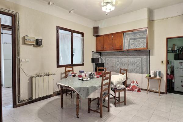 Aubagne (13400) Grande maison familiale à rénover