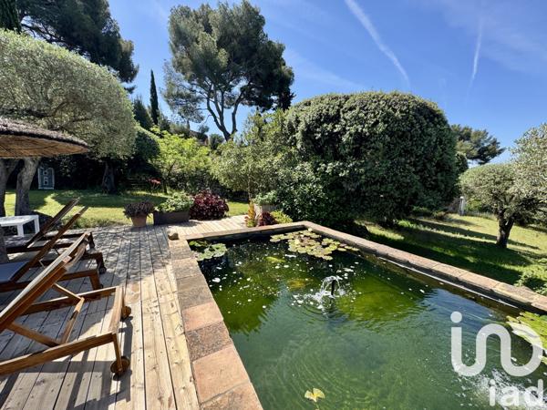 Maison à vendre 8 pièces 230 m² Sanary-sur-Mer