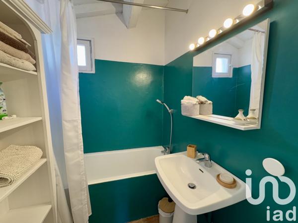 Maison à vendre 8 pièces 230 m² Sanary-sur-Mer