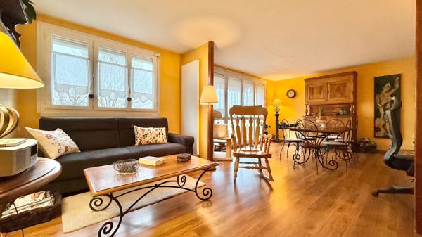 Appartement 3 pièces de 69m2 - CORBEIL-ESSONNES 91100