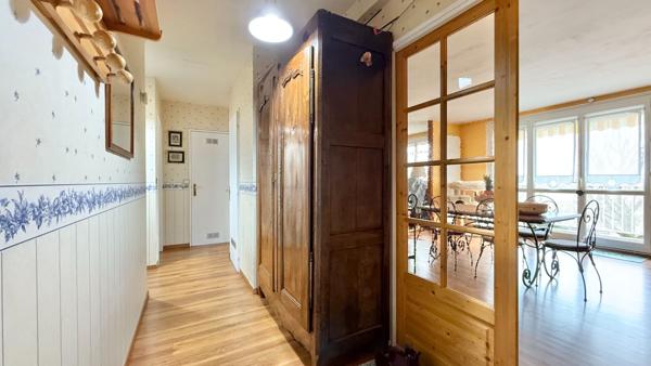 Appartement 3 pièces de 69m2 - CORBEIL-ESSONNES 91100