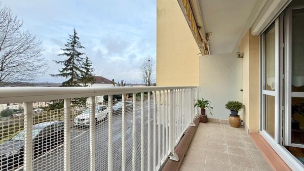 Appartement 3 pièces de 69m2 - CORBEIL-ESSONNES 91100