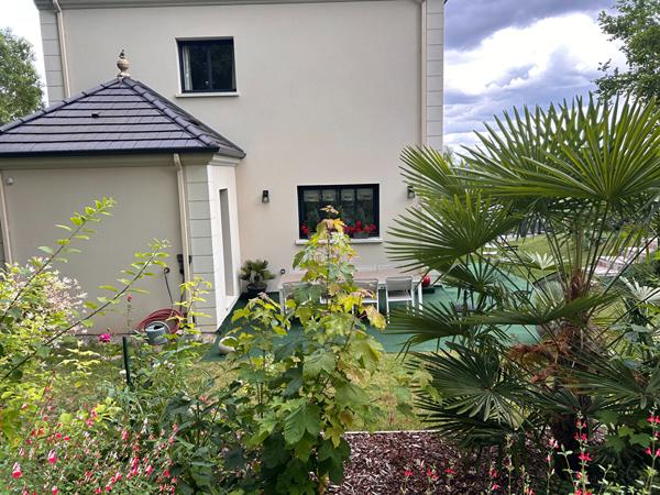Maison Le Mesnil Le Roi 182 m2 1 395 000 € **  - Référence  4728