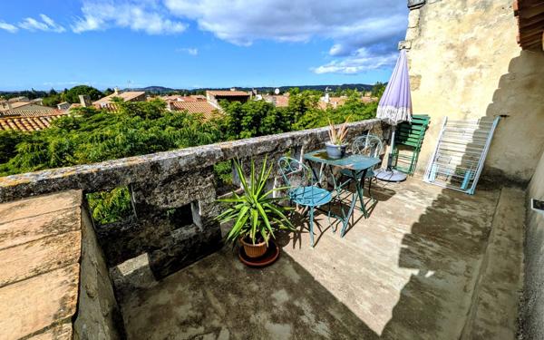 Maison à vendre    5 pièces • 74 m2 Aramon