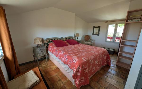 Maison à vendre    5 pièces • 74 m2 Aramon