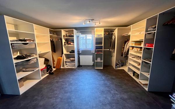 Maison à vendre    4 pièces •  Vouneuil-sur-Vienne