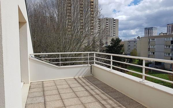 Appartement à louer    2 pièces • 47,29 m2 L'Haÿ-les-Roses