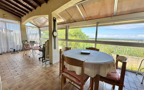 Maison à vendre    4 pièces •  Vauvert