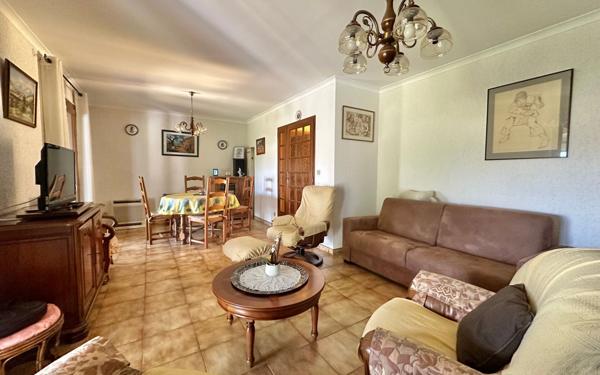 Maison à vendre    4 pièces •  Vauvert