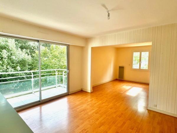 APPARTEMENT T3 DE 85M2-PROCHE LAJARRIGE-GARAGE-CAVE