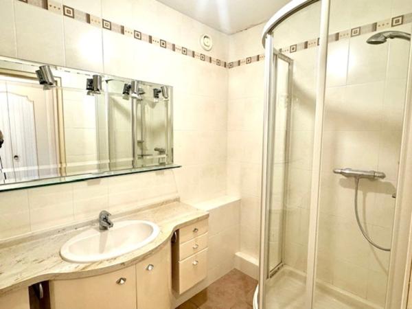 APPARTEMENT T3 DE 85M2-PROCHE LAJARRIGE-GARAGE-CAVE