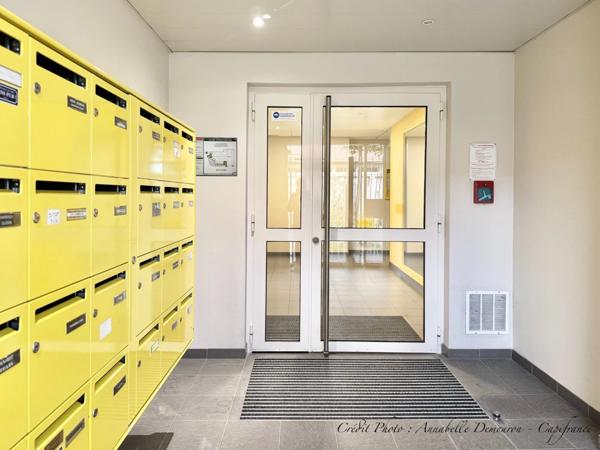 Appartement T4 CLERMONT-FERRAND quartier République / CHU Estaing, avec terrasses, cave et deux stationnements