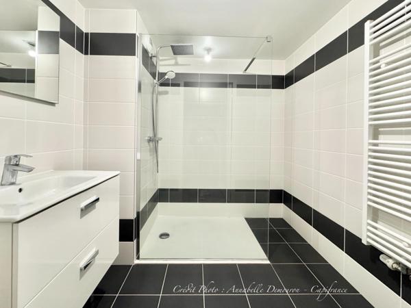 Appartement T4 CLERMONT-FERRAND quartier République / CHU Estaing, avec terrasses, cave et deux stationnements