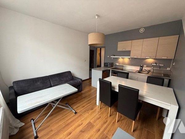 Appartement à vendre à LILLE dans le Nord (59).

Idéalement situé au coeur d'un secteur en pl...