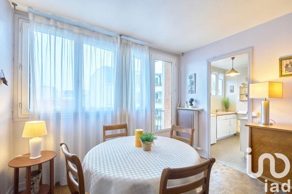Appartement à vendre 3 pièces 49 m² Asnières-sur-Seine