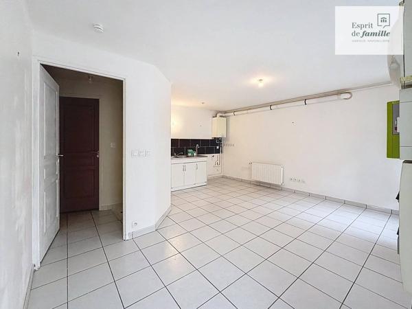 Lyon 3 - appartement T2 - Calme sur cour