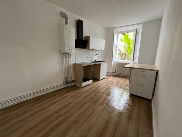 Appartement à louer |  St-Junien |  2 pièces | 60 m²