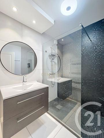 Appartement F4 à vendre  4 pièces - 102 m2 NOISY LE GRAND - 93