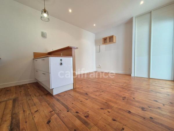Appartement à vendre 2 pièces ROYAN (17) - Cour - Cave
