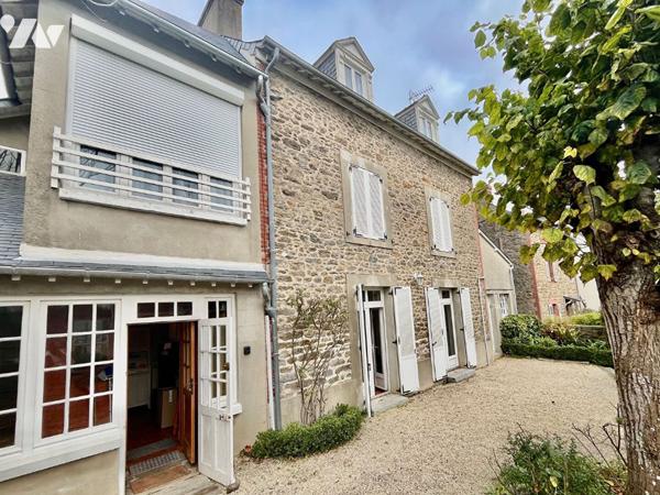 DINARD CENTRE - Charmante maison en pierres de 7 pièces au calme