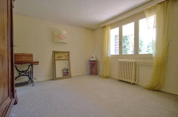 FOULAYRONNES - Maison lumineuse de 190m² avec garage et jardin située au calme dans un quartier recherché