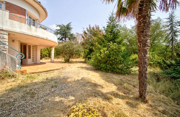 FOULAYRONNES - Maison lumineuse de 190m² avec garage et jardin située au calme dans un quartier recherché