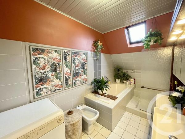 Maison à vendre  7 pièces - 153,87 m 2   ILLKIRCH GRAFFENSTADEN  - 67
