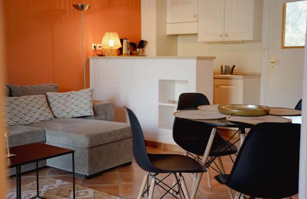 Saumane-de-Vaucluse (84800) A VENDRE Appartement de 45m² 235 000€ à Saumane-De-Vaucluse