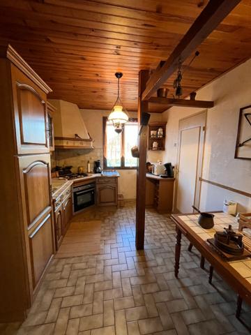 Charmante maison à Étrépagny 64.17 m2 / Garage double / terrain 1173 m²